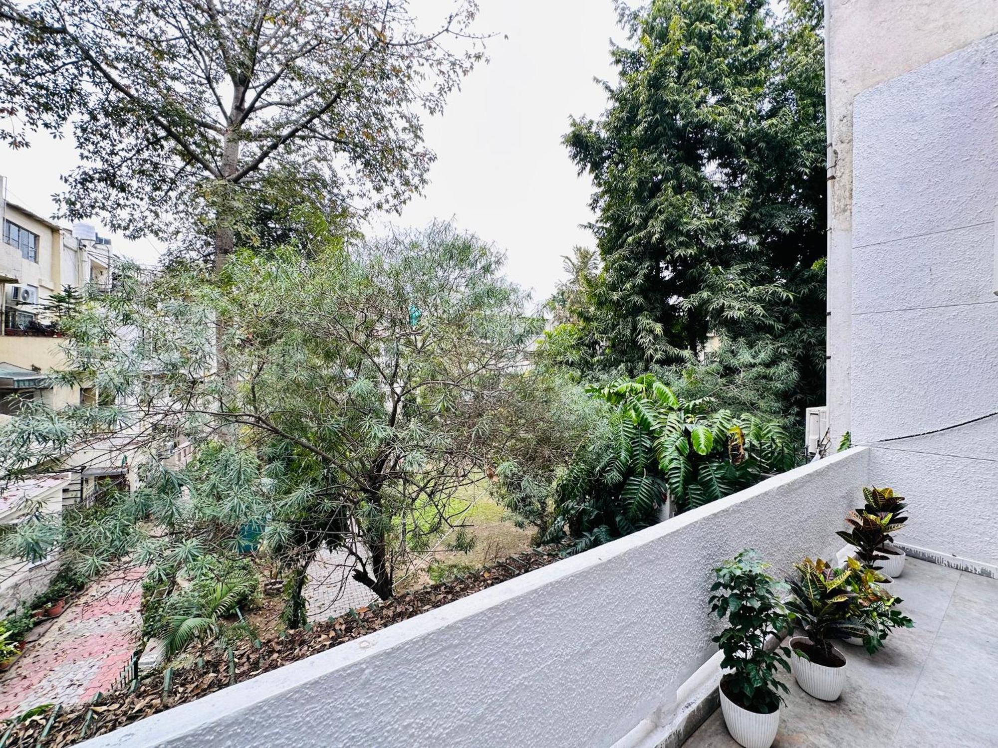 Grove Residency Hauz Khas New Delhi Couple Friendly Hotel Exterior foto