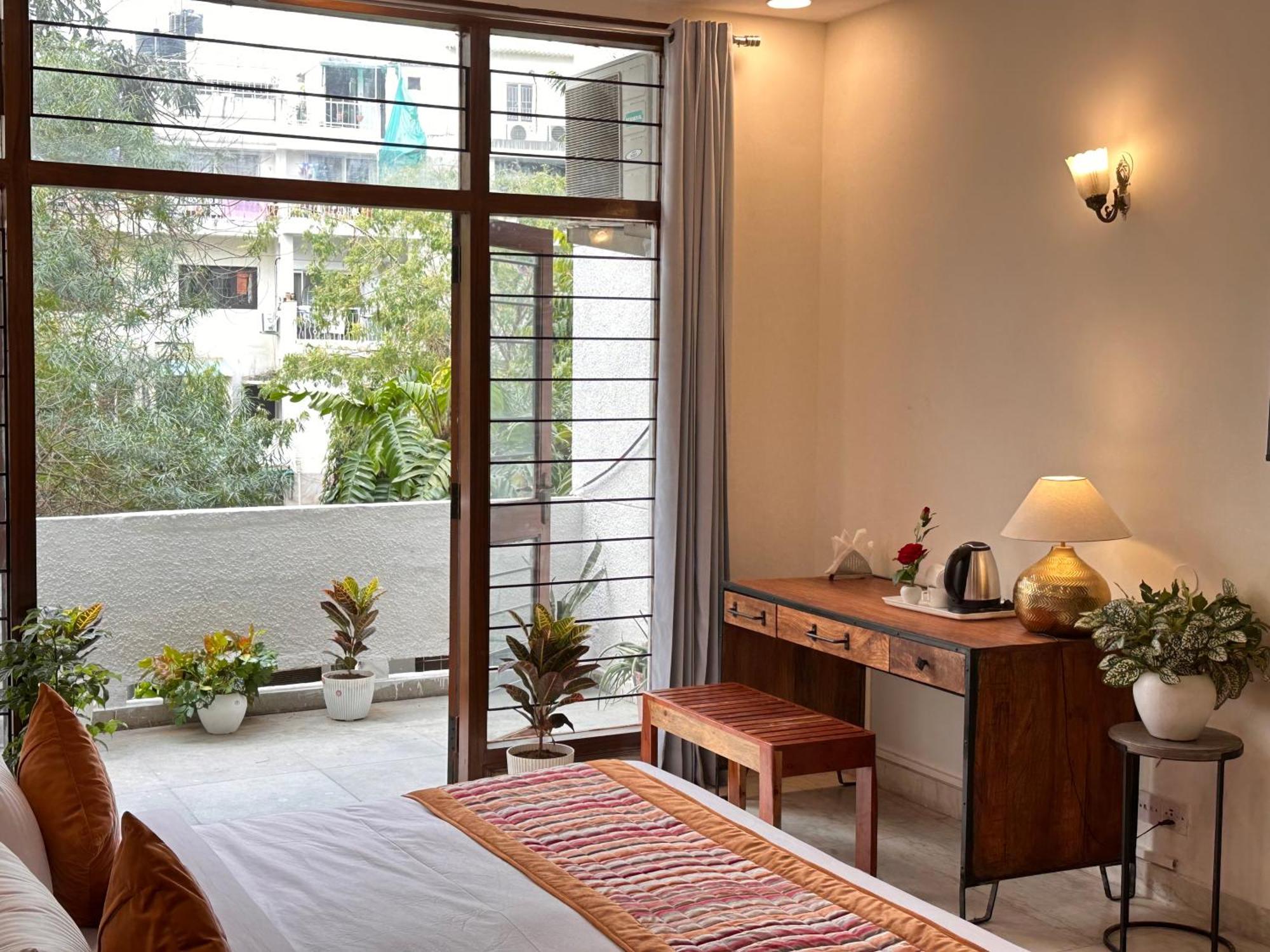 Grove Residency Hauz Khas New Delhi Couple Friendly Hotel Exterior foto